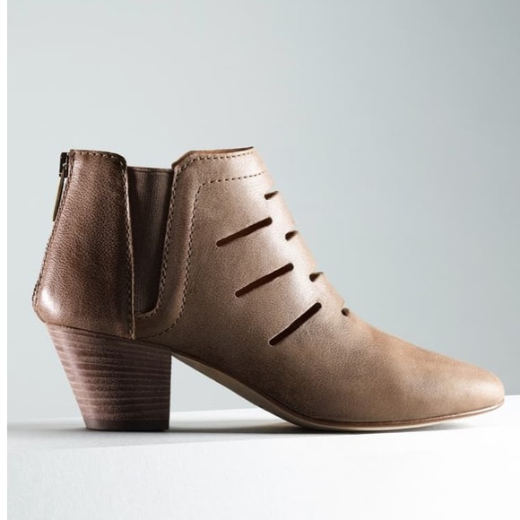 Aquatalia Shoes - Aquatalia by Marvin K. 'Freida' Waterproof Cutout